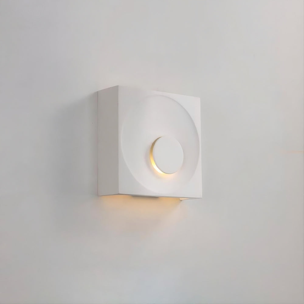 LEGEND Wall Light by Lampadom - scale reference