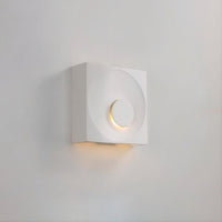 LEGEND Wall Light by Lampadom - scale reference