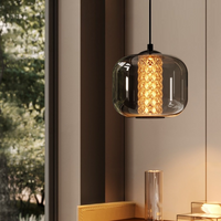 LEONTIN Pendant