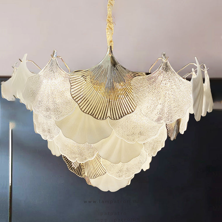LILLEN B Chandelier by Lampadom - close-up