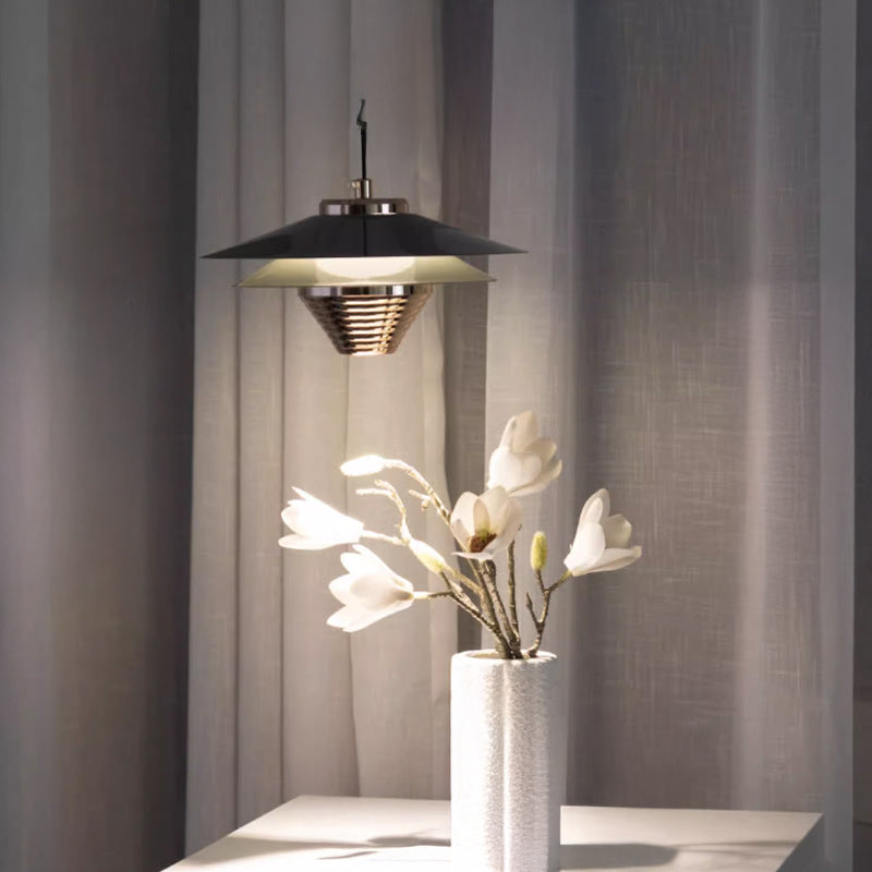 LIPPA Pendant by Lampadom - side view