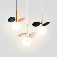 MATISSE ONE Pendant by Lampadom - scale reference