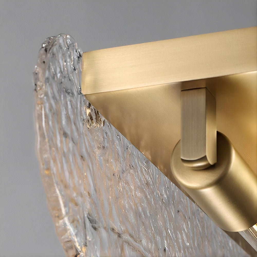 MELINDA LONG Linear Chandelier by Lampadom - close-up