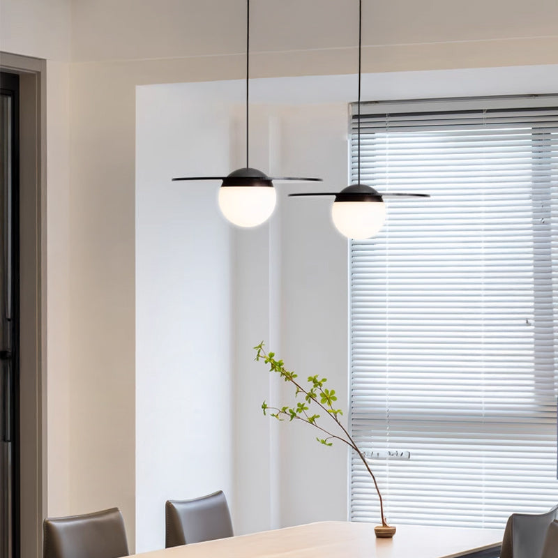 MOLTE Pendant by Lampadom - scale reference