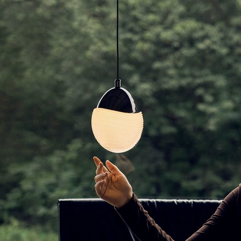 MOONBEAM Pendant by Lampadom - scale reference