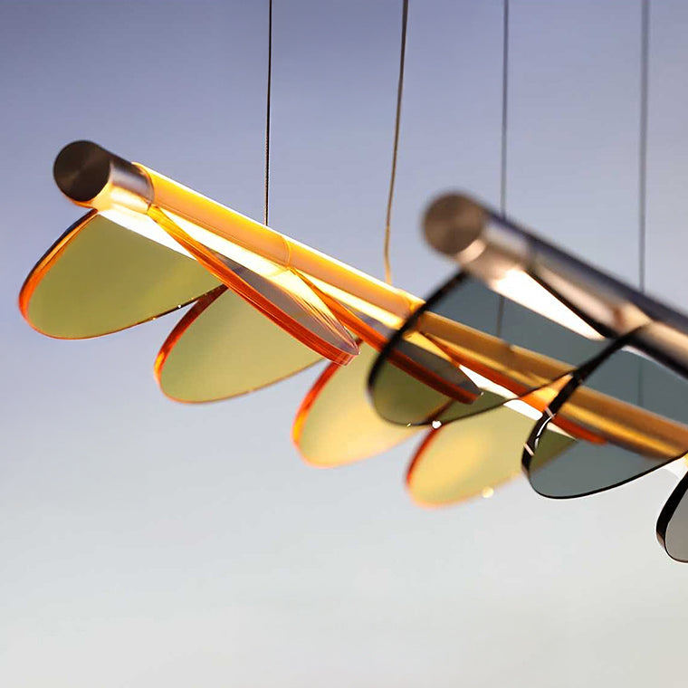OTTO Linear Chandelier by Lampadom - detail view