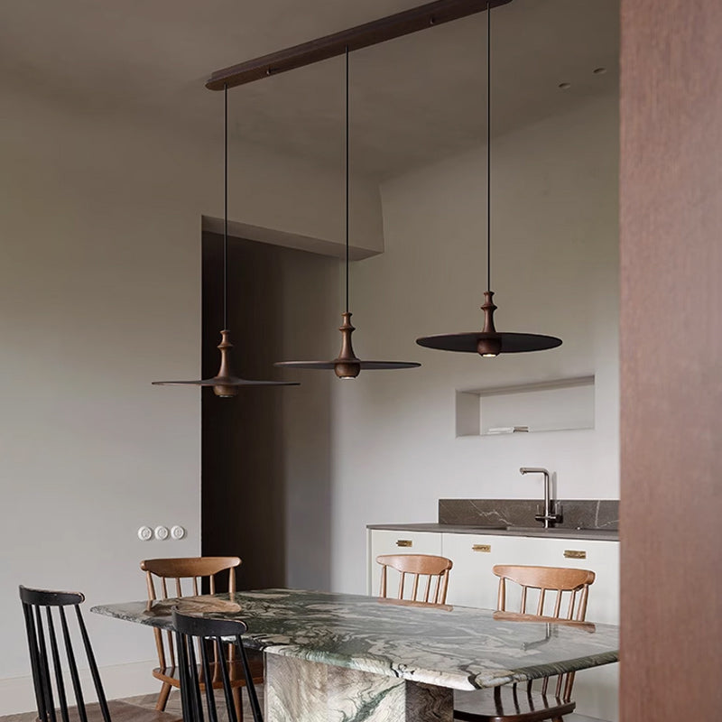 PIO Pendant by Lampadom - scale reference