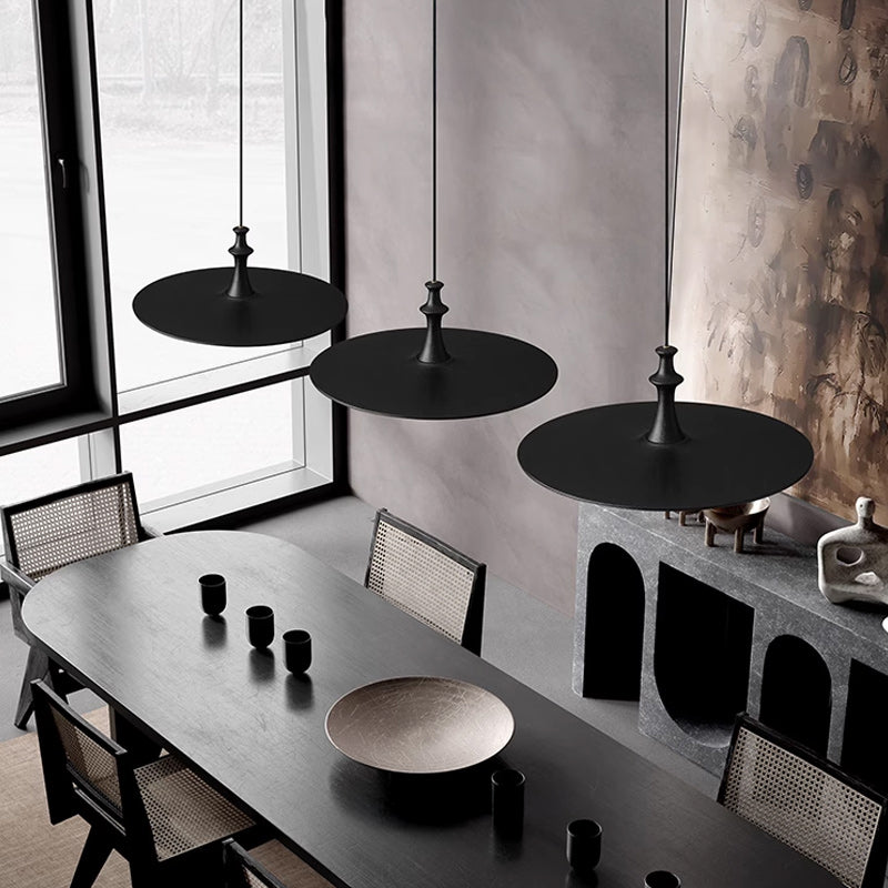 PIO Pendant by Lampadom - close-up
