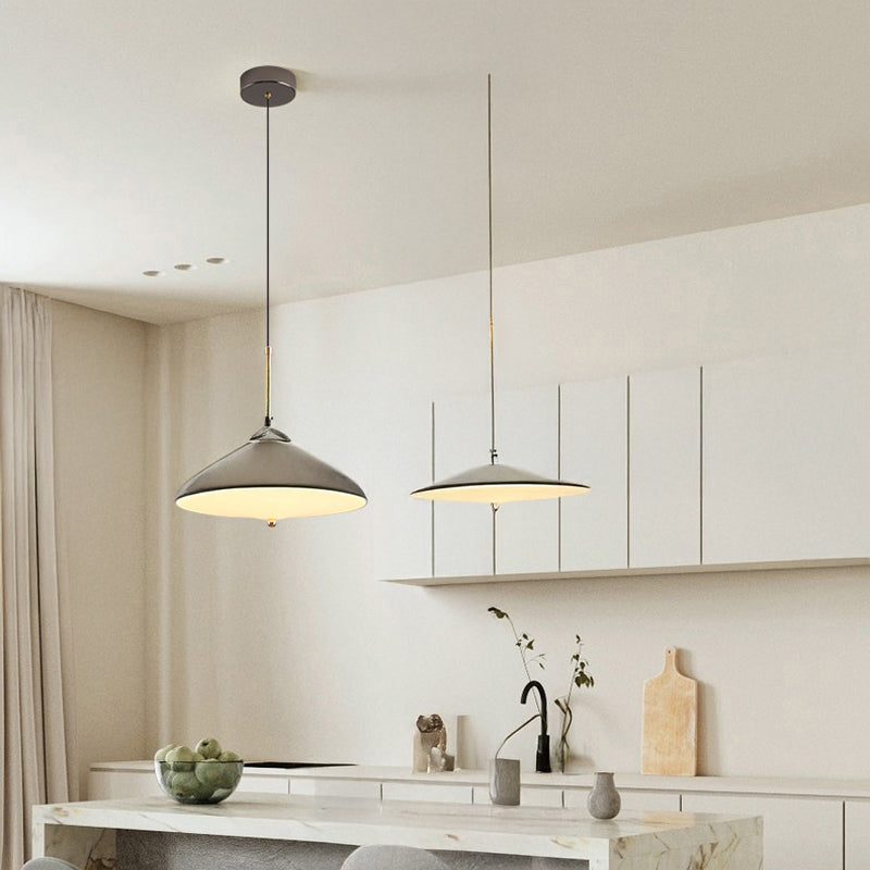RUNAR Pendant by Lampadom - close-up