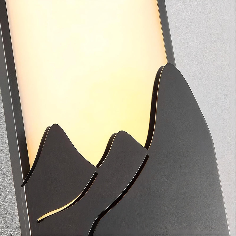 SHARI Wall Light by Lampadom - close-up