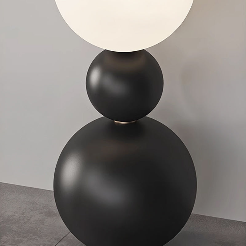 STELLAN Floor Lamp by Lampadom - close-up