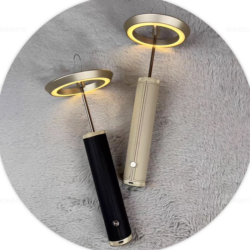 STIEG Table Lamp by Lampadom - scale reference