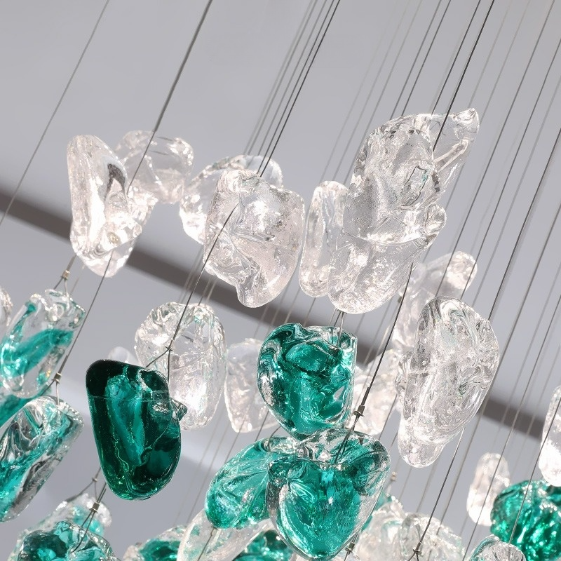 TIFFANI RAIN Chandelier Chandelier in Crystal by Lampadom - installation view