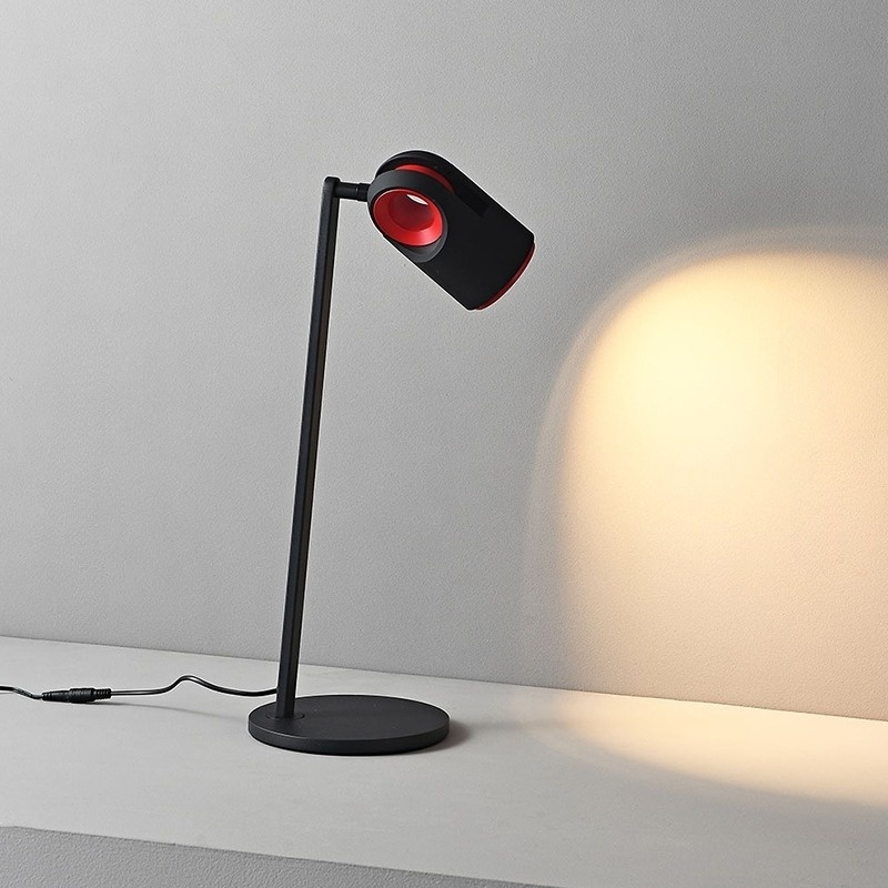 TOLLIVER Table Lamp by Lampadom - angle view