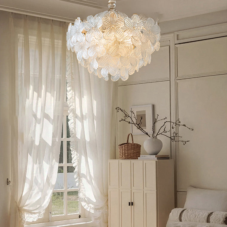 TOTTI CH Chandelier by Lampadom - angle view