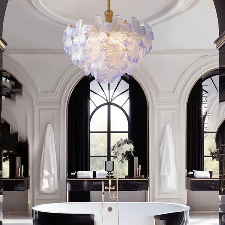 TOTTI CH Chandelier by Lampadom - side view