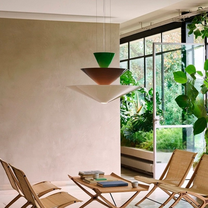 TRAUSTI Pendant by Lampadom - side view