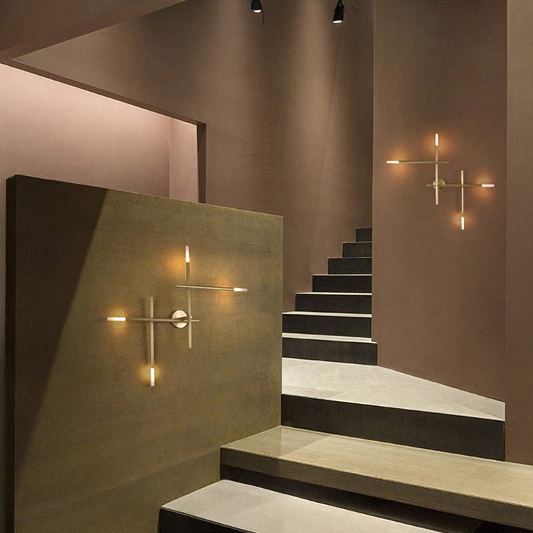 TRAVERSE Wall Light