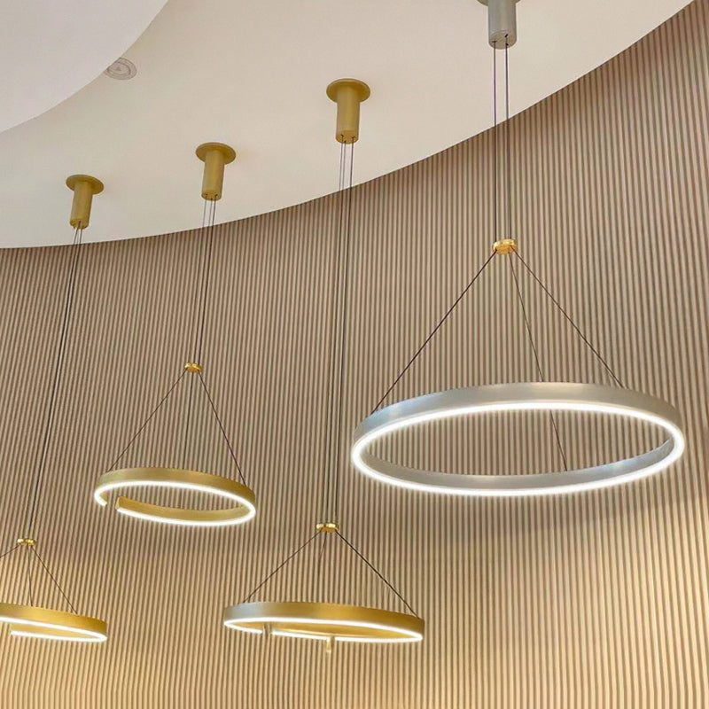 VEIKKO ONE Ring Chandelier
