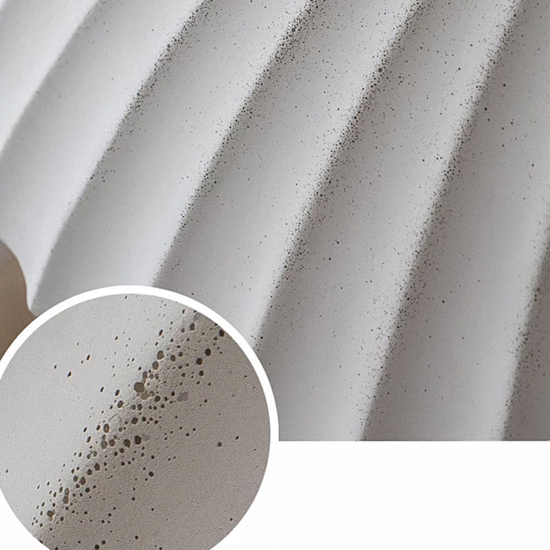 YGGE Pendant by Lampadom - scale reference
