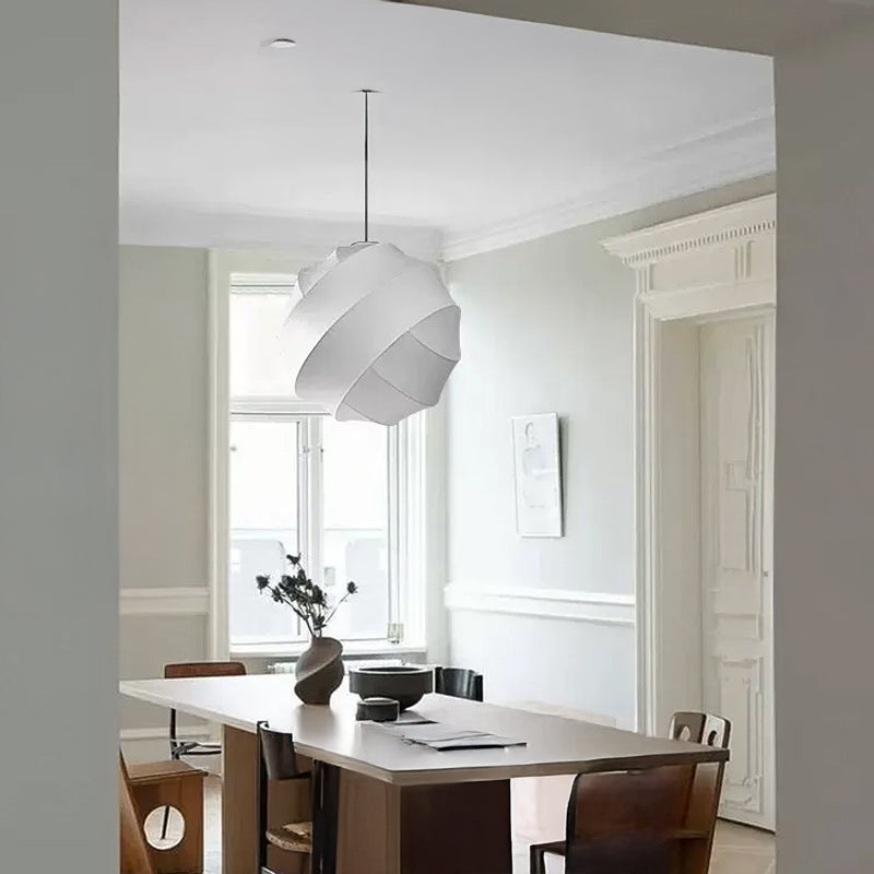 ZAKEUS Pendant by Lampadom - scale reference