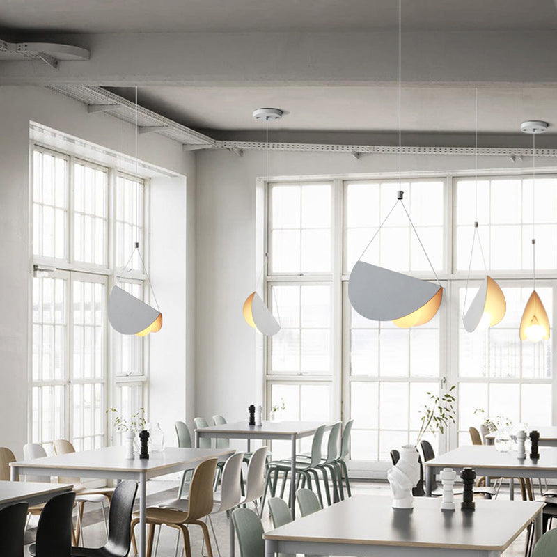 AIR Pendant by Lampadom - ambient shot