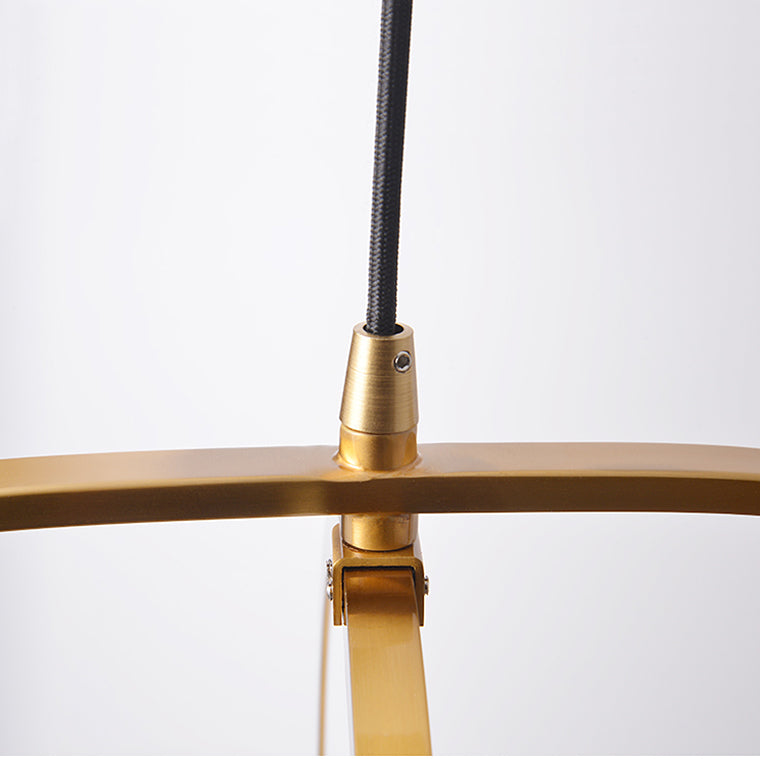 ARVET Pendant by Lampadom - scale reference