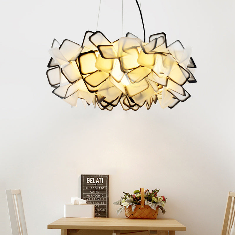 CLIZIA Pendant by Lampadom - ambient shot