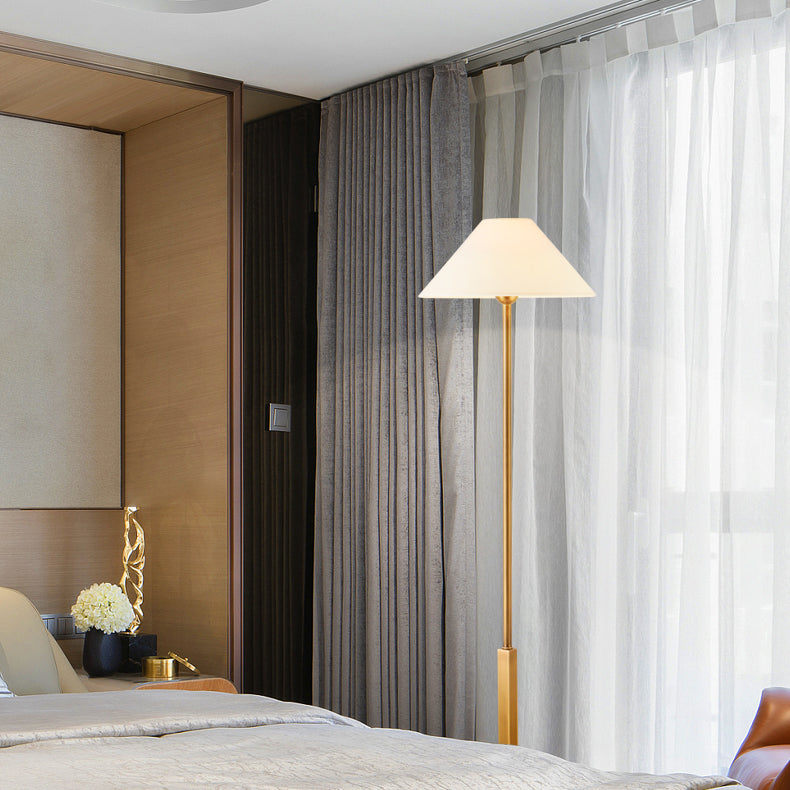 FAREL Floor Lamp by Lampadom - detail view
