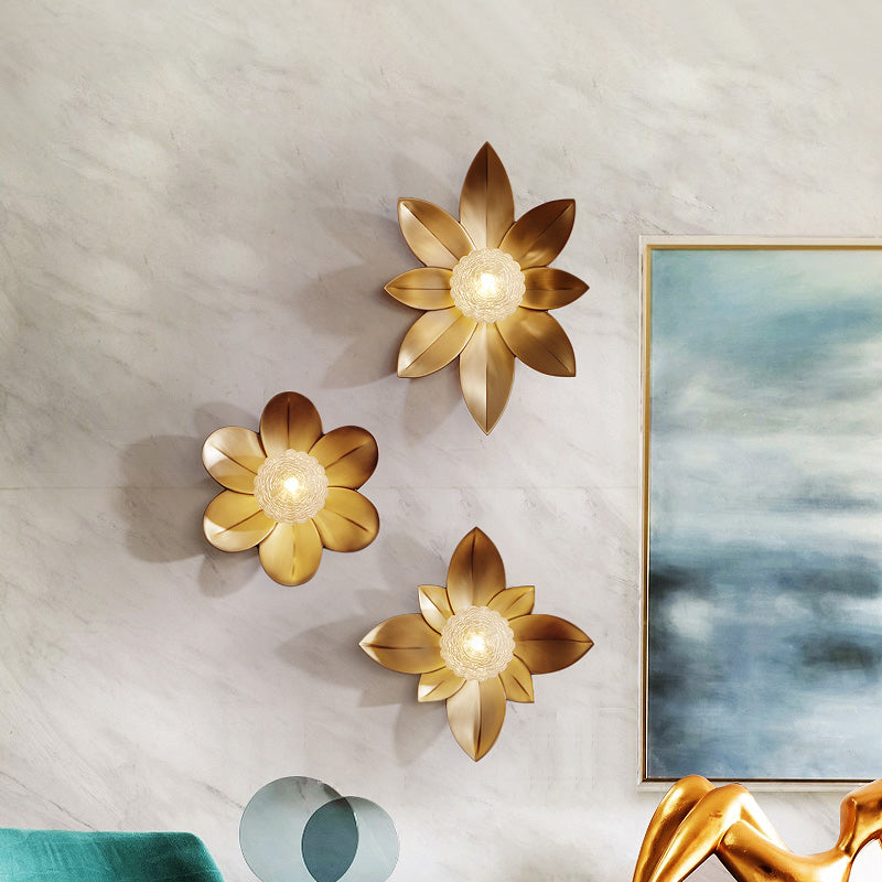 LOTUS Wall Light by Lampadom - close-up