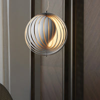 MOONART Pendant by Lampadom - scale reference