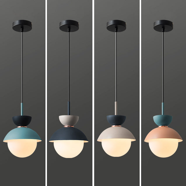 POMPON Pendant by Lampadom - side view