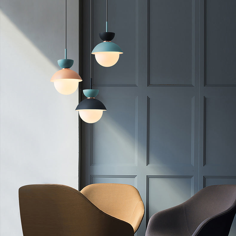 POMPON Pendant by Lampadom - scale reference