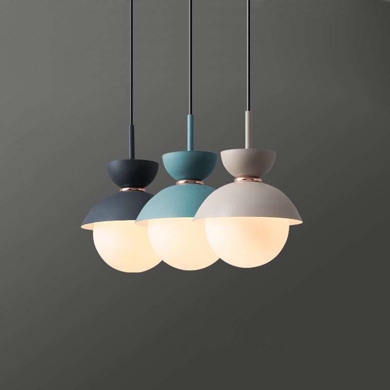 POMPON Pendant by Lampadom - close-up