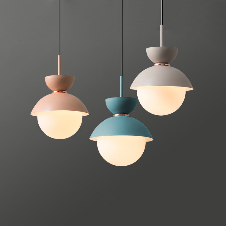 POMPON Pendant by Lampadom - close-up